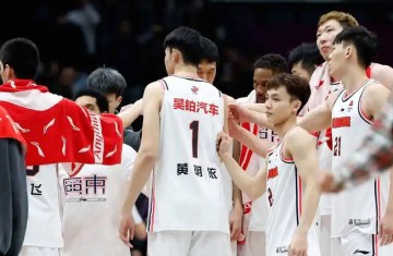 欧冠决赛-广东大外援曝光，26岁，美国人，218公分，曾效力多支NBA球队|广东男篮|布朗|贾维尔-麦基|贾维尔·麦基|北京首钢_新浪体育_新浪新闻